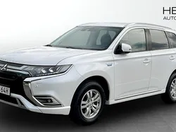 Begagnad 2019 Mitsubishi Outlander P-HEV Kombi | 209 900 kr