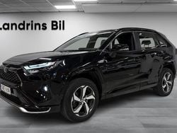 Svart (svart metallic) Begagnad 2022 Toyota RAV4 Hybrid SUV | 389 300 kr (Superpris)
