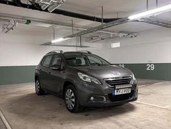 Grå metallic Begagnad 2016 Peugeot 2008 SUV | 99 500 kr (Bra pris)