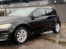 Svart Begagnad 2016 VW Golf VII Halvkombi | 139 900 kr (Marknadspris)