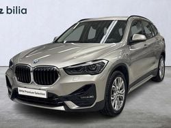 Silver (kaschmir silver metallic ) Begagnad 2022 BMW X1 Sport Line SUV | 329 900 kr (Marknadspris)
