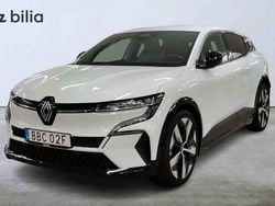 Vit Begagnad 2022 Renault Mégane Techno Halvkombi | 239 000 kr (Bra pris)