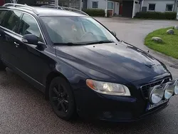 Blå Begagnad 2009 Volvo V70 Summum Kombi | 39 000 kr (Marknadspris)