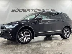 Svart Begagnad 2021 VW Tiguan R-line SUV | 324 900 kr (Dyr)