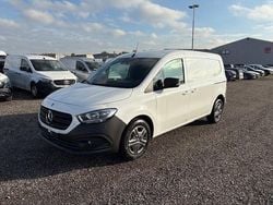 Vit Ny 2025 Mercedes Citan 110 Van | 348 749 kr (Lite dyr)