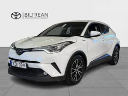 Vit Begagnad 2017 Toyota C-HR Executive SUV | 195 000 kr (Marknadspris)