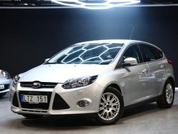Grå Begagnad 2011 Ford Focus Titanium Halvkombi | 119 900 kr (Dyr)