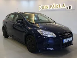 Mörkblå (blå) Begagnad 2014 Ford Focus Halvkombi | 64 900 kr (Superpris)