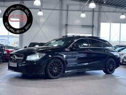 Svart Begagnad 2016 Mercedes 220 AMG Kombi | 188 900 kr