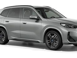 Svart Ny 2025 BMW X1 Comfort Edition SUV | 661 000 kr