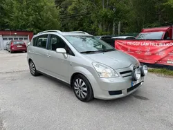 Silver Begagnad 2005 Toyota Corolla Verso Minibuss | 37 900 kr