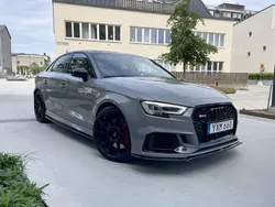 Grå Begagnad 2018 Audi RS3 Halvkombi | 539 900 kr