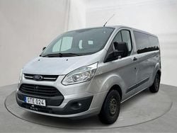 Grå Begagnad 2015 Ford Transit Custom Kombi | 139 000 kr (Marknadspris)