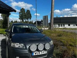 Grå Begagnad 2005 Audi A3 Sportback Halvkombi | 33 000 kr (Marknadspris)