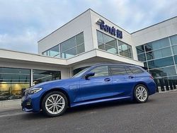 Grå Begagnad 2020 BMW 330e M Sport Kombi | 338 500 kr (Marknadspris)