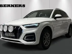 Glaciärvit metallic Begagnad 2022 Audi Q5 Advanced Plus SUV | 428 900 kr (Marknadspris)