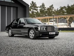 Mörkgrön (grön) Begagnad 2002 Bentley Arnage Sedan | 435 000 kr