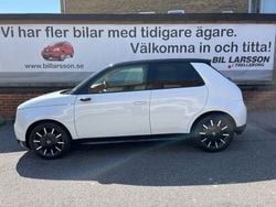 Vit Begagnad 2021 Honda e Advance Halvkombi | 209 000 kr (Marknadspris)