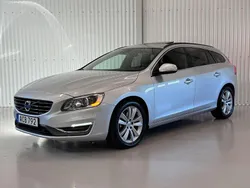 Silver Begagnad 2014 Volvo V60 Momentum Kombi | 149 900 kr (Marknadspris)