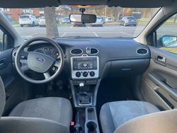 Begagnad 2006 Ford Focus Halvkombi | 18 000 kr (Marknadspris)