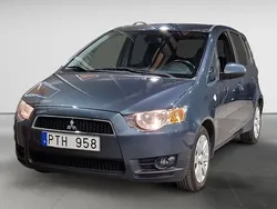 Grå Begagnad 2012 Mitsubishi Colt Halvkombi | 44 900 kr (Marknadspris)