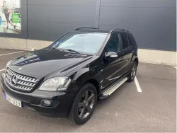 Svart Begagnad 2008 Mercedes ML280 SUV | 114 000 kr (Marknadspris)