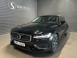 Svart Begagnad 2020 Volvo V60 Inscription Kombi | 259 500 kr (Bra pris)