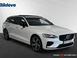 Vit Begagnad 2022 Volvo V60 R-Design Kombi | 459 900 kr (Marknadspris)