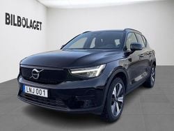 Svart Begagnad 2022 Volvo XC40 Core SUV | 334 800 kr