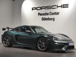 Svart (black) Begagnad 2022 Porsche 718 Cayman GT4 Sportkupé | 1 795 000 kr (Bra pris)