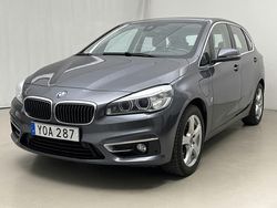 Grå Begagnad 2018 BMW 225 Active Tourer Luxury Line Minibuss | 166 000 kr