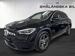 Svart Begagnad 2022 Mercedes GLA250 AMG SUV | 419 000 kr