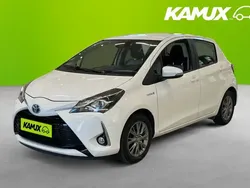 Vit Begagnad 2018 Toyota Yaris Hybrid Halvkombi | 129 800 kr (Bra pris)