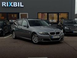 Grå Begagnad 2009 BMW 320 Comfort Edition Kombi | 74 900 kr (Marknadspris)