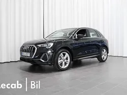 Svart (mytsvart metallic) Begagnad 2023 Audi Q3 S-Line SUV | 459 500 kr