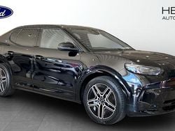 Svart (black) Ny 2025 Ford Capri SUV | 529 900 kr (Bra pris)