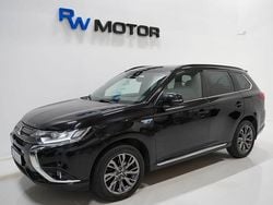 Svart Begagnad 2018 Mitsubishi Outlander Edition SUV | 197 900 kr (Bra pris)