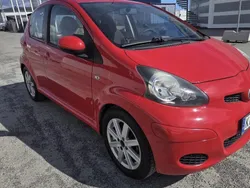 Röd Begagnad 2010 Toyota Aygo Halvkombi | 59 000 kr (Marknadspris)