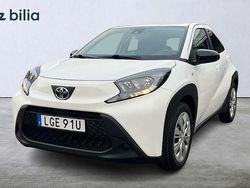 Vit Begagnad 2022 Toyota Aygo X Play SUV | 179 900 kr (Lite dyr)