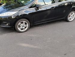 Begagnad 2014 Ford Fiesta Titanium Halvkombi | 49 000 kr (Marknadspris)