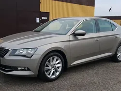 Ljusbrun Begagnad 2016 Skoda Superb Ambition Halvkombi | 185 000 kr