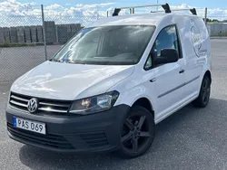 Vit Begagnad 2017 VW Caddy Minibuss | 59 500 kr