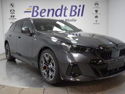Oxide grey metallic Begagnad 2025 BMW 530e M Sport Kombi | 754 500 kr