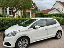 Begagnad 2016 Peugeot 208 GT-line Halvkombi | 73 800 kr