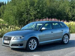 Grå Begagnad 2009 Audi A3 Sportback Comfort Halvkombi | 51 000 kr (Marknadspris)
