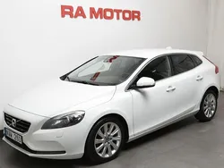 Vit Begagnad 2013 Volvo V40 Summum Kombi | 148 900 kr (Marknadspris)