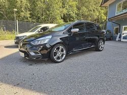 Svart Begagnad 2018 Renault Clio GrandTour GT-Line Kombi | 119 900 kr (Marknadspris)