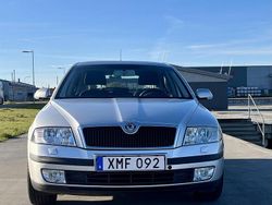 Silver Begagnad 2006 Skoda Octavia Elegance Halvkombi | 24 500 kr