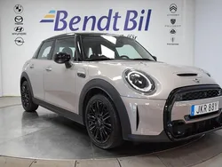 Grå Begagnad 2022 Mini Cooper S Halvkombi | 254 500 kr (Dyr)