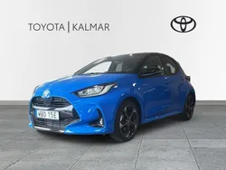 Blå Ny 2024 Toyota Yaris Hybrid Edition Halvkombi | 309 000 kr (Lite dyr)